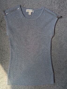 MICHAEL Michael KORS Sleeveless Ribbed Silver Metallic Knit Top